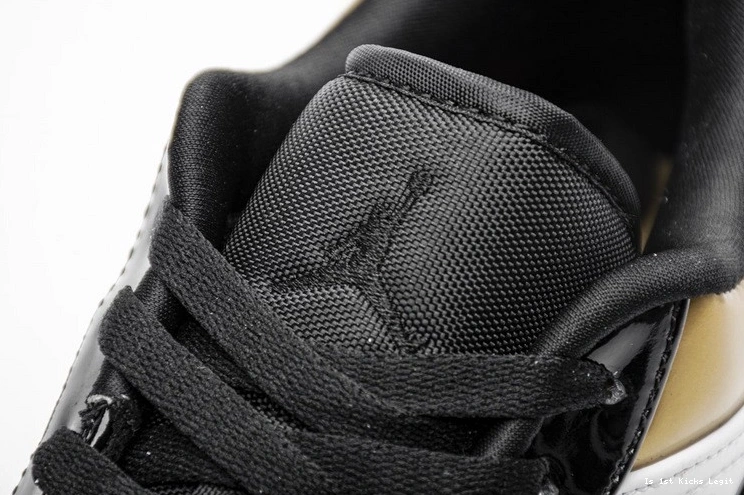 1 Toe CQ9447-700 Low  Jordan Gold 0305